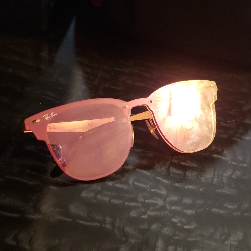 Pink rayban